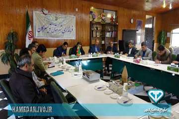 حضور مدیرکل دامپزشکی استان در جلسه فرمانداری تویسرکان