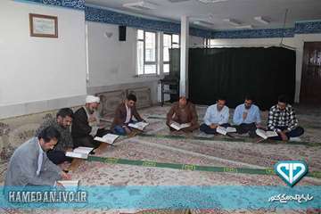 کلاس تلاوت قرآن در ماه مبارک رمضان