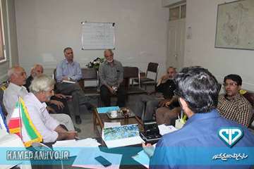 جلسه با مرغداران مرغ تخم گذار شهرستان ملایر