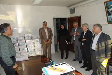 بازديد دكتر دستور از اداره كل دامپزشكي استان همدان