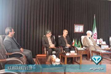 دیدار مدیرکل دامپزشکی استان با نماینده ولی فقیه و امام جمعه همدان