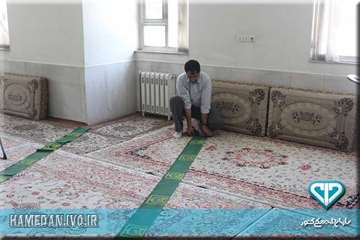 غبار روبی نمازخانه اداره کل دامپزشکی استان در آغاز ماه مبارک رمضان