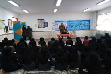 کلاس آموزشی مدارس درخصوص بیماری های مشترک در شهرستان اسدآباد