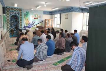 مراسم بزرگداشت عید غدیرخم و 14 مهر در دامپزشکی استان همدان