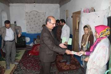 دیدار مدیرکل دامپزشکی استان با خانواده های تحت پوشش کمیته امداد