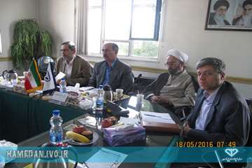 بازدید دکتر هاشم زاده از اداره کل دامپزشکی استان همدان و آزمایشگاه مرکزی دامپزشکی