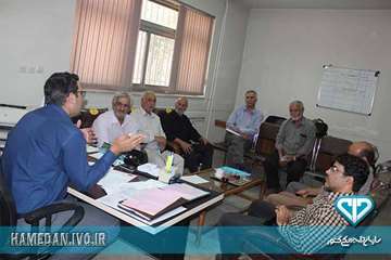 جلسه با مرغداران مرغ تخم گذار شهرستان ملایر