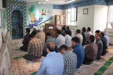 مراسم بزرگداشت عید غدیرخم و 14 مهر در دامپزشکی استان همدان