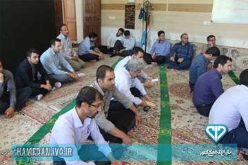 برگزاری کلاس قرائت قرآن و تصیح قرائت نماز در ماه مبارک رمضان