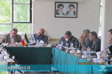 بازدید دکتر هاشم زاده از اداره کل دامپزشکی استان همدان و آزمایشگاه مرکزی دامپزشکی