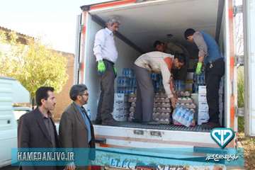 اهدای کمکهای کارکنان دامپزشکی استان به زلزله زدگان غرب کشور