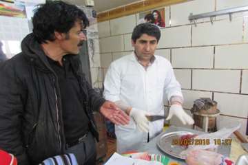 بازرسی و سرکشی رئیس اداره از قصابی و مرغ فروشی های روستاها