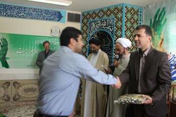 مراسم بزرگداشت عید غدیرخم و 14 مهر در دامپزشکی استان همدان