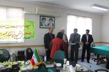 تجلیل از بانوان شاغل در اداره کل دامپزشکی به مناسبت بزرگداشت روز زن