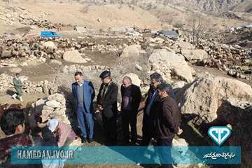 بازدید مدیرکل دامپزشکی و ئیس سازمان برنامه و بودجه استان همدان از فعالیت های اکیپ های واکسیناسیون دا