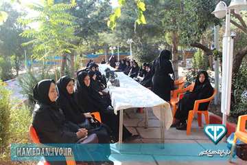 مراسم پیاده روی خواهران بسیجی ادارات استان در هفته دامپزشکی