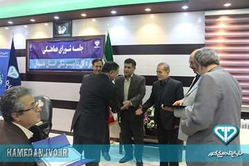 تجلیل از بازنشتگان در مراسم 14 مهر ماه روز ملی دامپزشکی