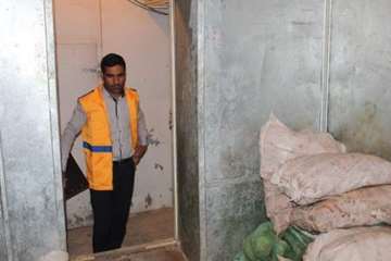 ضبط و معدوم سازی آلایش دامی غیرقابل مصرف و تاریخ گذشته در شهرستان بهار