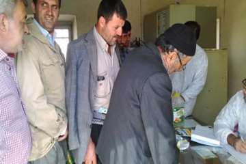 توزیع سم و آموزش نحوه استفاده از آن