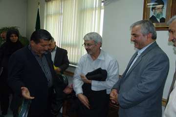 بازديد دكتر دستور از اداره كل دامپزشكي استان همدان