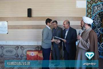 تجلیل از فعالان عرصه نماز و برپایی نماز جماعت در اداره کل دامپزشکی استان همدان
