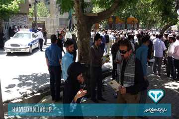 توزیع بروشور های بیماری CCHF در مراسم نمازجمعه همدان