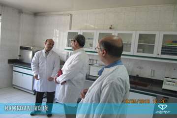 بازدید دکتر هاشم زاده از اداره کل دامپزشکی استان همدان و آزمایشگاه مرکزی دامپزشکی