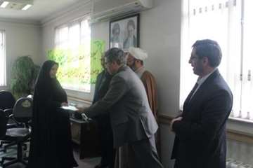 تجلیل از بانوان شاغل در اداره کل دامپزشکی به مناسبت بزرگداشت روز زن