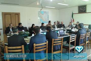 برگزاری ستاد آنفلوانزا در محل استانداری همدان