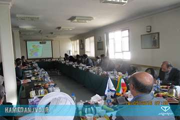 بازدید دکتر هاشم زاده از اداره کل دامپزشکی استان همدان و آزمایشگاه مرکزی دامپزشکی