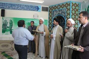 مراسم بزرگداشت عید غدیرخم و 14 مهر در دامپزشکی استان همدان