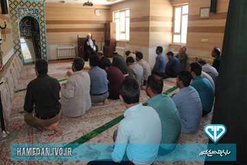 مراسم روز جوان و تجلیل از جوان نمونه اداره کل دامپزشکی استان همدان