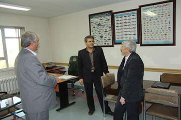 بازديد دكتر دستور از اداره كل دامپزشكي استان همدان