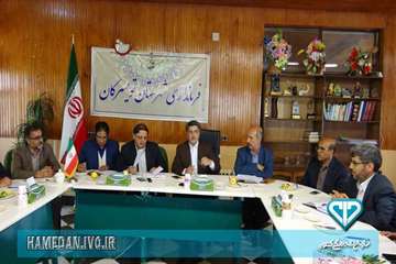 حضور مدیرکل دامپزشکی استان در جلسه فرمانداری تویسرکان