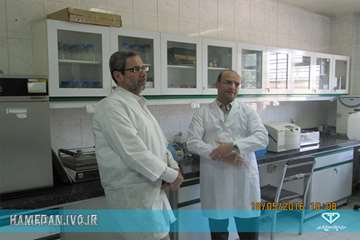 بازدید دکتر هاشم زاده از اداره کل دامپزشکی استان همدان و آزمایشگاه مرکزی دامپزشکی