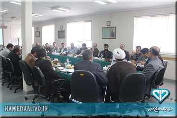جلسه با مدیریت و کارشناسان  سازمان مدیریت در اداره کل دامپزشکی استان همدان