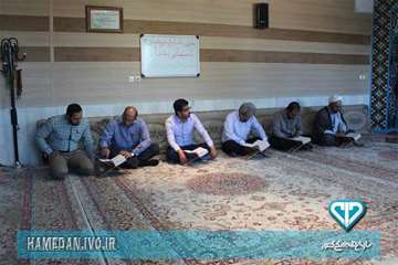 برگزاری کلاس قرائت قرآن و تصیح قرائت نماز در ماه مبارک رمضان