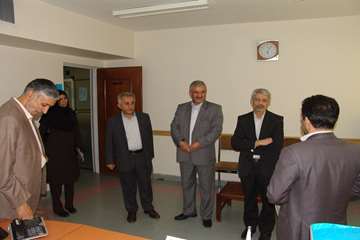 بازديد دكتر دستور از اداره كل دامپزشكي استان همدان