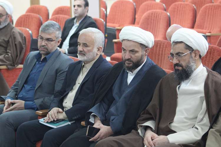 برگزاری همایش استانی غذای حلال در اداره‌کل دامپزشکی استان همدان